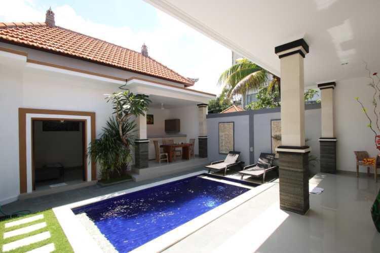 Villa Positano Seminyak  Exterior photo